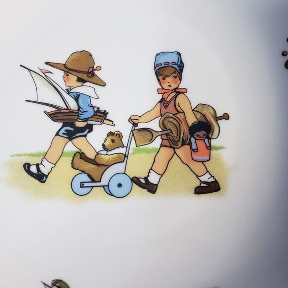 CUTE Pier 1 One Imports Porcelain Nostalgic Children Plates Made in Germany - Picture 3 of 13